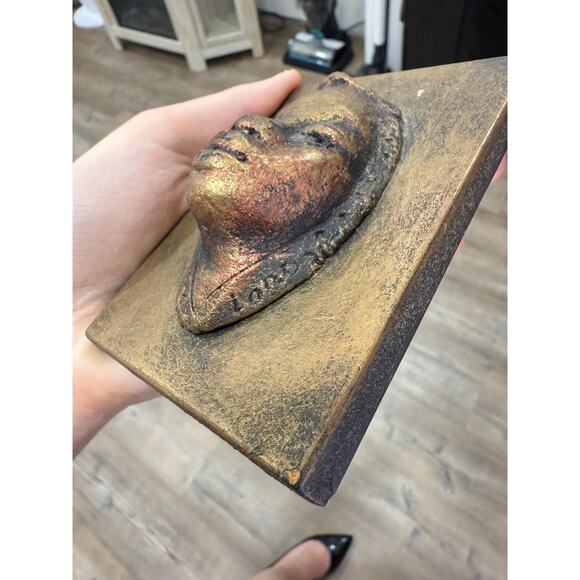 Unique Signed Bronze Plaque Sculpture with Face , Oditity - Picture 9 of 10